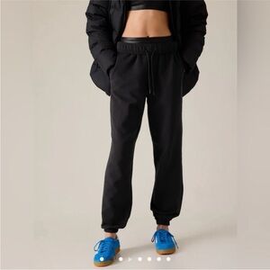 Athleta Forever Fleece Jogger // Black Small s NWT sweatpant